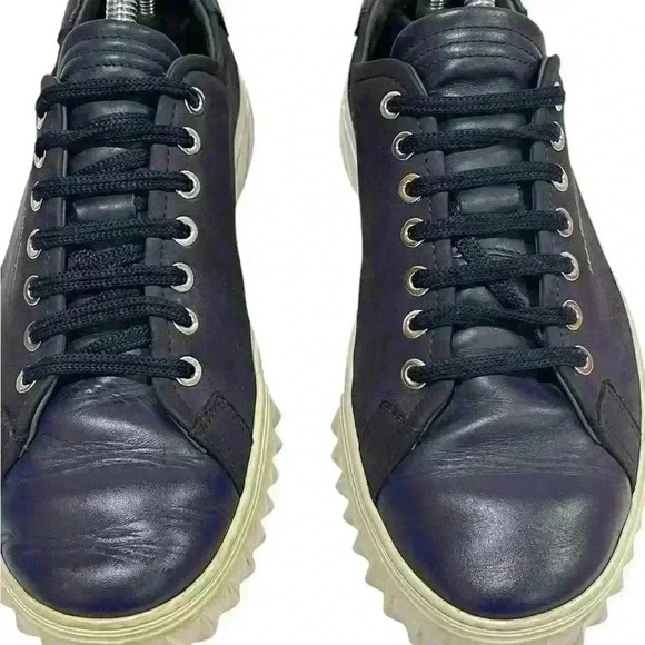 Salvatore Ferragamo Cube Italy Men's Navy Blue Leather  Low-Top Sneakers 7.5 M - Picture 3 of 15